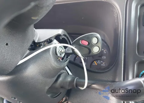 2004 GMC Yukon Xl 1500 Slt from USA, damaged, VIN 3GKEC16T14G102353